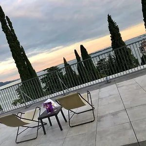 Alba , Gardone Riviera Italien